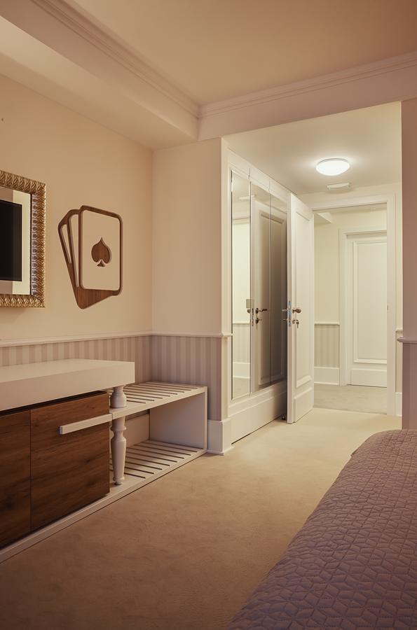 Castello Boutique Hotel Čačak 外观 照片