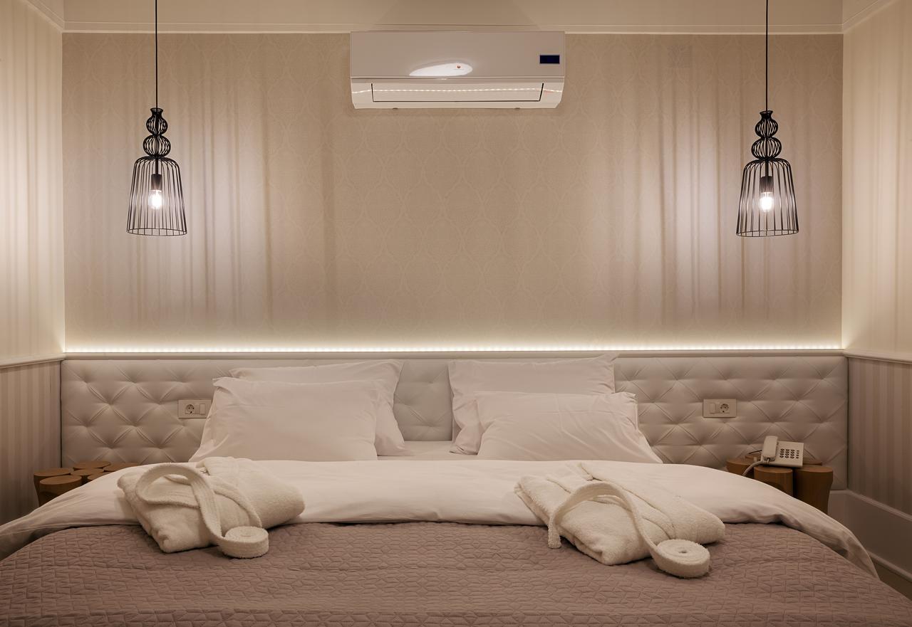 Castello Boutique Hotel Čačak 外观 照片
