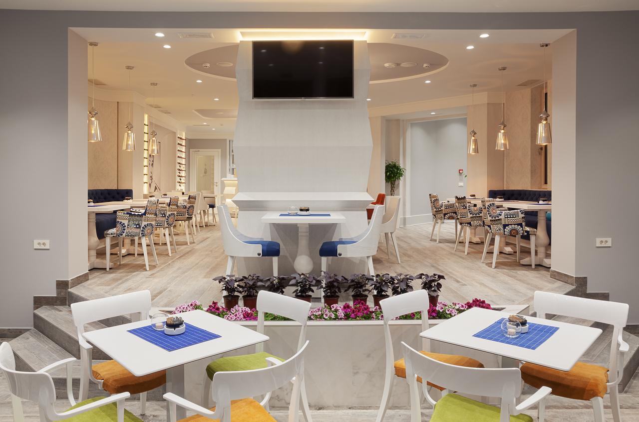 Castello Boutique Hotel Čačak 外观 照片