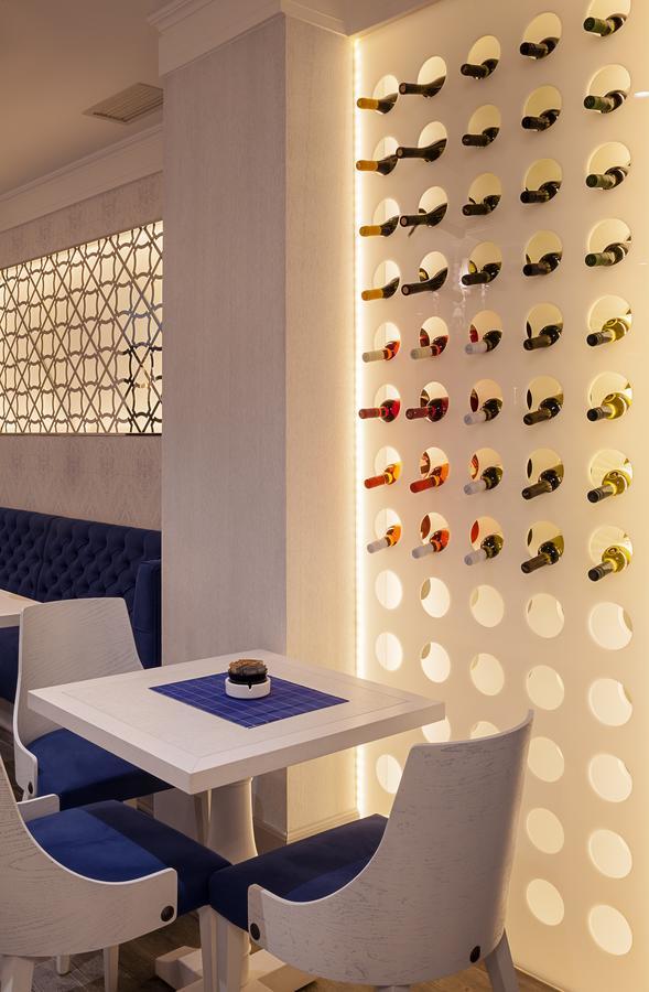 Castello Boutique Hotel Čačak 外观 照片