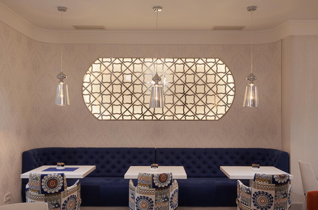 Castello Boutique Hotel Čačak 外观 照片