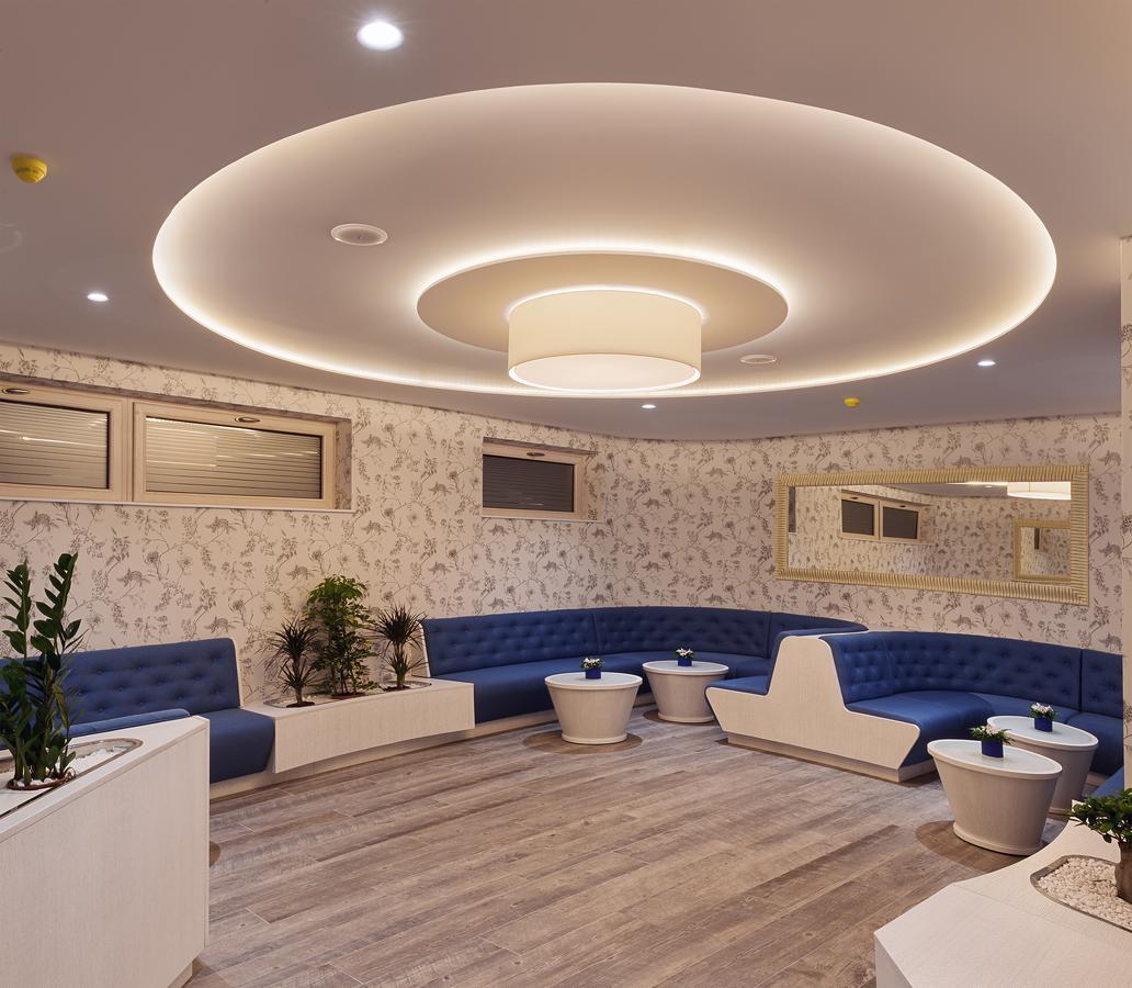 Castello Boutique Hotel Čačak 外观 照片